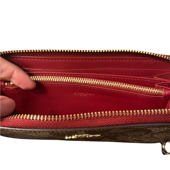 Coach Red/Wine Signature Coates Canvas Zip Wallet - Picture 12 of 13